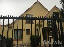4 Habitación Casa en venta en Lo Barnechea, Santiago