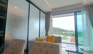 2 Bedrooms Condo for sale in Choeng Thale, Phuket Mida Grande Resort Condominiums