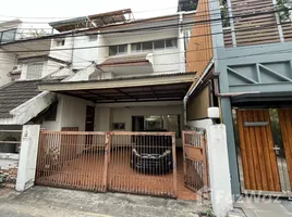 4 Schlafzimmer Villa zu vermieten in Khlong Toei, Bangkok, Khlong Toei