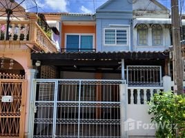 2 Schlafzimmer Reihenhaus zu verkaufen in Phra Khanong, Bangkok, Bang Chak, Phra Khanong