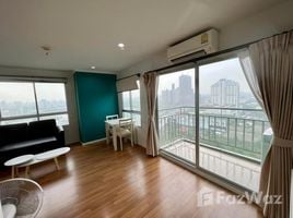 1 chambre Condominium à louer à , Bang Kapi, Huai Khwang, Bangkok, Thaïlande
