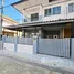 3 Schlafzimmer Reihenhaus zu verkaufen im Phanason Garden Home Thalang, Thep Krasattri, Thalang