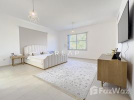 5 спален Вилла на продажу в Western Residence South, Falcon City of Wonders