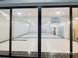  Shophouse for rent in Bang Krasor MRT, Bang Kraso, Bang Kraso