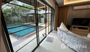 4 Bedrooms Villa for sale in Chalong, Phuket Chalong Miracle Lakeview