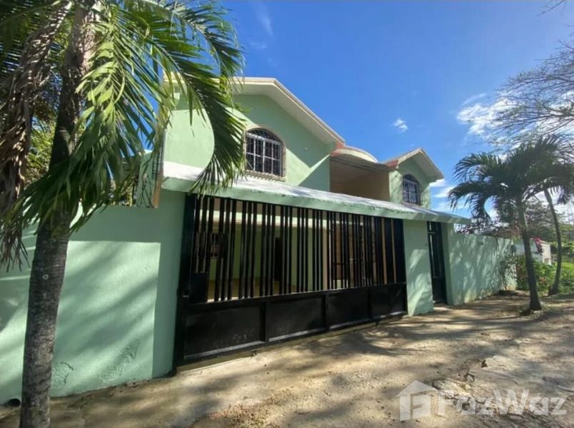 Houses with Park View for Sale in Santo Domingo