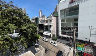 曼谷 Khlong Toei 开间 Retail space 售 