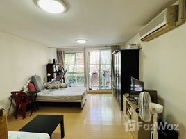 Studio Condo for sale at Plus 38 Hip , Phra Khanong