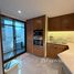 3 спален Кондо в аренду в Sawit Suites, Khlong Tan Nuea