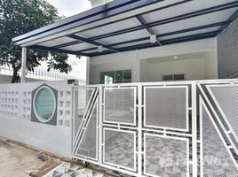 3 Bedroom Townhouse for sale at Baan Pruksa 45 Bangbuathong-Ladpraduk, Bang Mae Nang