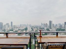 2 спален Кондо на продажу в Royce Private Residences, Khlong Toei Nuea, Щаттхана