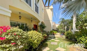5 Schlafzimmern Villa zu verkaufen in Lake Apartments, Dubai Family Villa Area