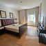 1 спален Квартира на продажу в Saladaeng Residences, Si Lom