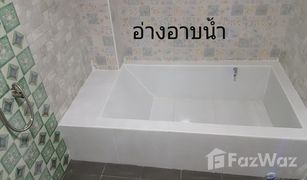 3 Bedrooms Townhouse for sale in Lahan, Nonthaburi 