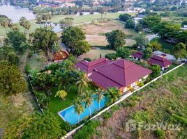 在Palm Hills Golf Club and Residence出售的5 卧室 别墅, 七岩