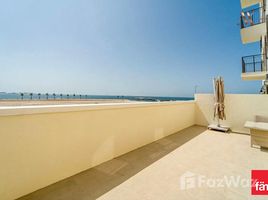 3 Bedroom Apartment for sale at Le Pont, La Mer, Jumeirah