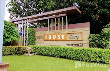 The Trust City Ngamwongwan 25 in Bang Khen, Nonthaburi