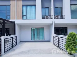 3 chambre Maison de ville à louer à , Lak Hok, Mueang Pathum Thani