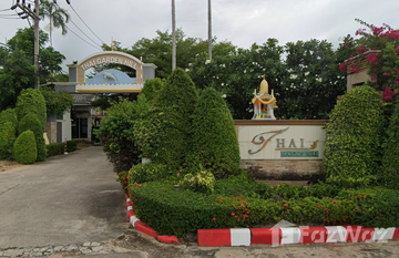 Thai Garden Hill in Nong Prue, 파타야