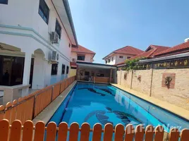 4 Bedroom House for rent at Royal Park Village, Nong Prue