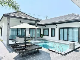 在Ratanakorn Village 17出售的4 卧室 别墅, 农保诚, 芭提雅