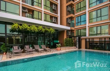 Brown Condo Huaikwang in Huai Khwang, 방콕