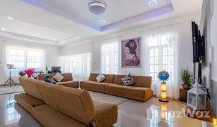 6 Schlafzimmern Haus zu verkaufen in Nong Prue, Pattaya Temple Lake Villas