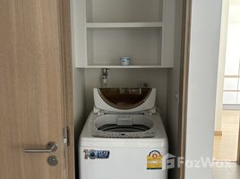 2 спален Квартира в аренду в Mattani Suites, Khlong Tan Nuea