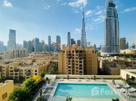 2 Bedroom Apartment for sale at Burj Royale, Burj Khalifa Area, Downtown Dubai