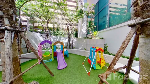 3D视图 of the Outdoor Kids Zone at Rhythm Sukhumvit 42