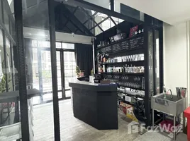 ร้านขายของ สตูดิโอ ให้เช่า ในทำเล พระโขนง, กรุงเทพมหานคร, พระโขนง, คลองเตย, กรุงเทพมหานคร