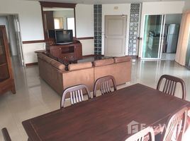 3 Schlafzimmer Appartement zu vermieten im P.W.T Mansion, Khlong Toei