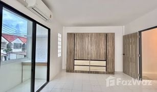 2 Bedrooms Townhouse for sale in Nong Prue, Pattaya Ban Ngam Charoen 2