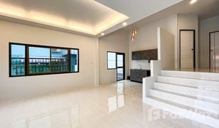 3 Schlafzimmern Haus zu verkaufen in Ko Kaeo, Phuket Sri Suchart Grand View 2
