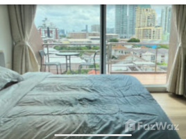 2 спален Кондо на продажу в Serene Place Sukhumvit 24, Khlong Tan