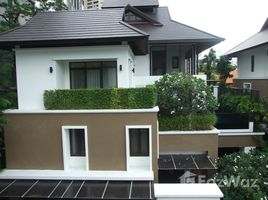 4 Schlafzimmer Haus zu vermieten im Baan Sukhumvit 18, Khlong Toei