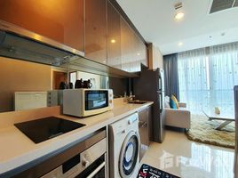 1 Bedroom Condo for sale at Menam Residences, Wat Phraya Krai