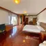 3 Bedroom Apartment for sale at Castle Hill Mansion, Phra Khanong Nuea, Watthana