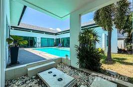 4 bedroom วิลล่า for sale at in ภูเก็ต, ไทย