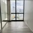 181 SqM Office for rent at Chamnan Phenjati Business Center, Huai Khwang