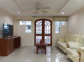 คอนโด 3 ห้องนอน ให้เช่า ในโครงการ Kasemsuk Mansion, คลองตัน