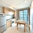 1 спален Кондо на продажу в Villa Asoke, Makkasan