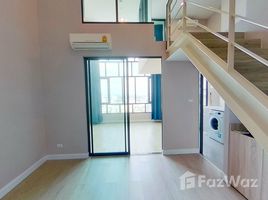 2 Bedrooms Condo for sale in Wong Sawang, Bangkok Metro Sky Prachachuen