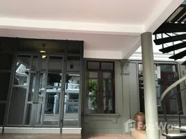 500 SqM Office for rent in Phrom Phong BTS, Khlong Tan, Khlong Tan