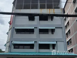 วิลล่า 4 ห้องนอน ให้เช่า ในทำเล ห้วยขวาง, กรุงเทพมหานคร, ห้วยขวาง, ห้วยขวาง, กรุงเทพมหานคร