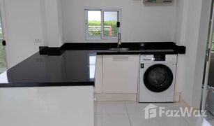 3 Bedrooms House for sale in Dokmai, Bangkok Mantana Onnut-Wongwaen