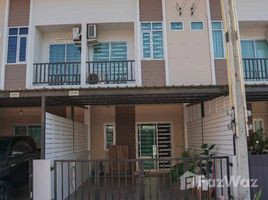 2 Bedroom Townhouse for sale at Golden Town Laemchabang-Srisuvit, Bang Lamung