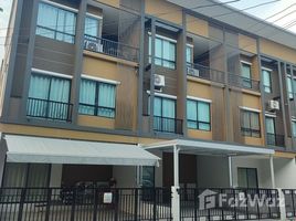 3 Bedroom Townhouse for sale at Sammakorn Avenue Chaiyapruek-Wongwaen, Lam Pho, Bang Bua Thong