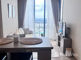 1 Bedroom Condo for rent at Oka Haus, Khlong Tan, Khlong Toei