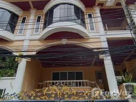 5 Bedroom Townhouse for rent in Bangkok, Khlong Tan Nuea, Watthana, Bangkok